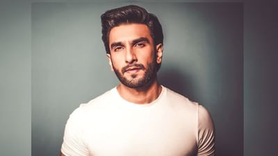 રણવીર સિંહે બાળકને ભીડથી બચાવવા માટે કર્યું આ કામ, ફેન્સ કરી રહ્યા છે પ્રશંસા