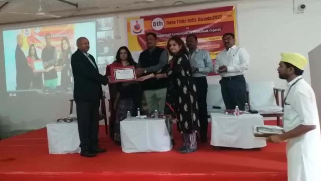 Ahmedabad: સાબરમતી જેલમાં કેદીઓને આપવામાં આવ્યા ‘તિનકા તિનકા એવોર્ડ’