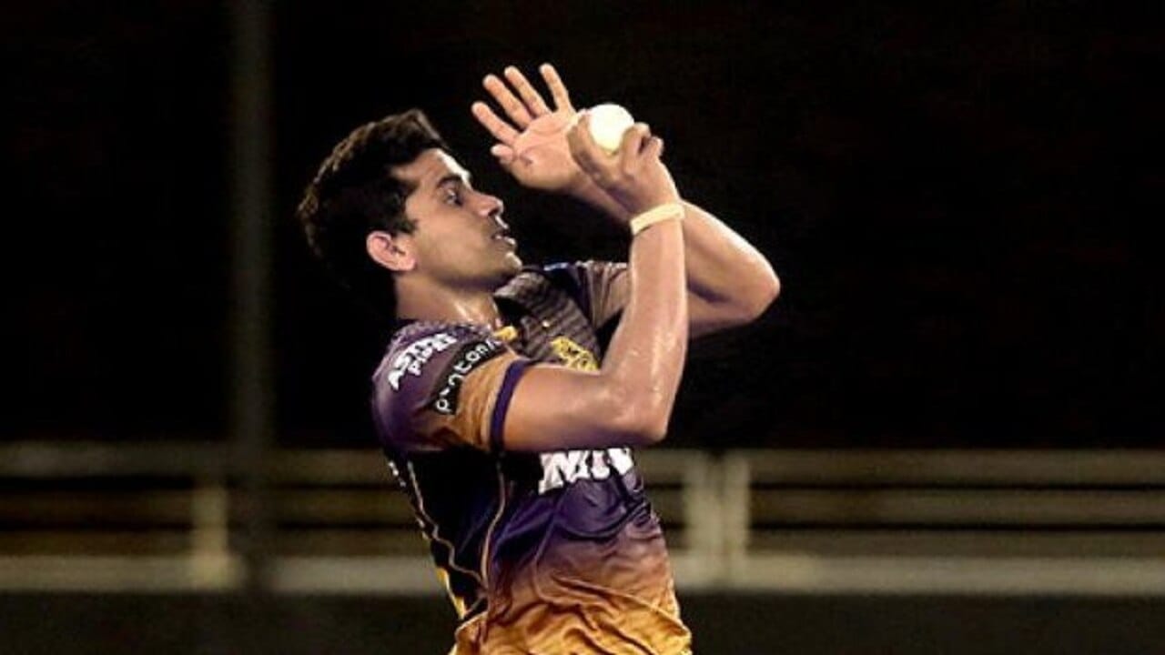 શિવમ માવી. આ નામ આજે ઓક્શનમાં ખૂબ ચર્ચામાં રહ્યુ છે. આ નામ હવે ગુજરાત ટાઈટન્સની ટીમમાં સામેલ છે. તે મોંઘા ભારતીય ખેલાડીઓની યાદીમાં બીજા સ્થાને છે. તેને 6 કરોડ રુપિયામાં ખરીદવામાં આવ્યો હતો. આ પહેલા  માવી કોલકાતા નાઈટ રાઈડર્સનો હિસ્સો હતો અને તેને રિટેન કરવામાં આવ્યો નહોતો. 
