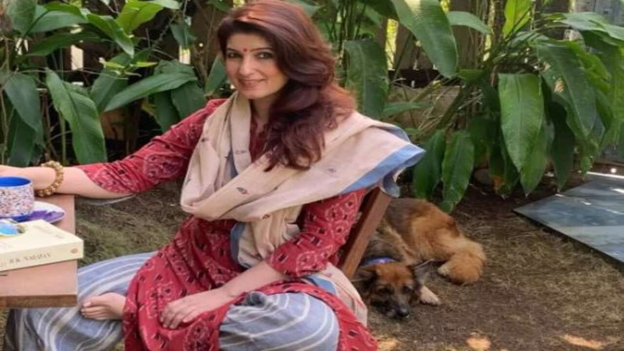 તેને કુદરતી વસ્તુઓ સાથે જોડાયેલું રહેવું ગમે છે. તે તેનો મૂડ યોગ્ય રાખવા માટે તે તેના બગીચામાં ફુલ-છોડ વચ્ચે સમય વિતાવે છે.
