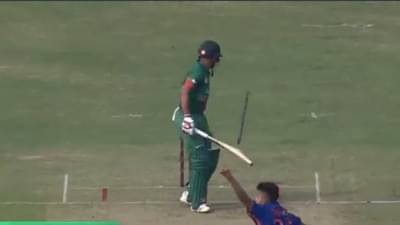 IND vs BAN: ઉમરાન મલિકે 151 KMPH ની ઝડપે ઉખાડ્યુ સ્ટંપ, નઝમૂલને બતાવ્યો બતાવ્યો બહારનો રસ્તો-Video