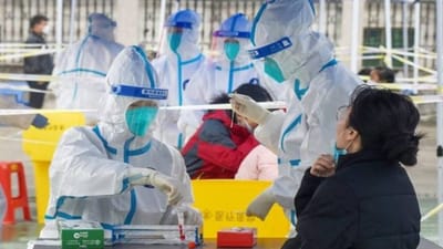 ચીન કોવિડ 'સુનામી'થી ત્રસ્ત, જાન્યુઆરીમાં આંકડો ટોચ પર પહોંચી શકે છે