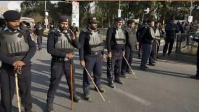 પાકિસ્તાનમાં સરમુખત્યારશાહી, બલૂચિસ્તાનમાં વિરોધ પ્રદર્શનો પર પ્રતિબંધ, કરફ્યુ લાદવામાં આવ્યો