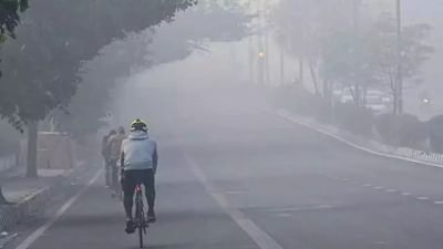 Weather Update: કાતીલ ઠંડી તળે દિલ્લીવાસીઓ ઠુઠવાયા, ઠંડીનો પારો 5 ડિગ્રી નીચે પોહચી ગયો