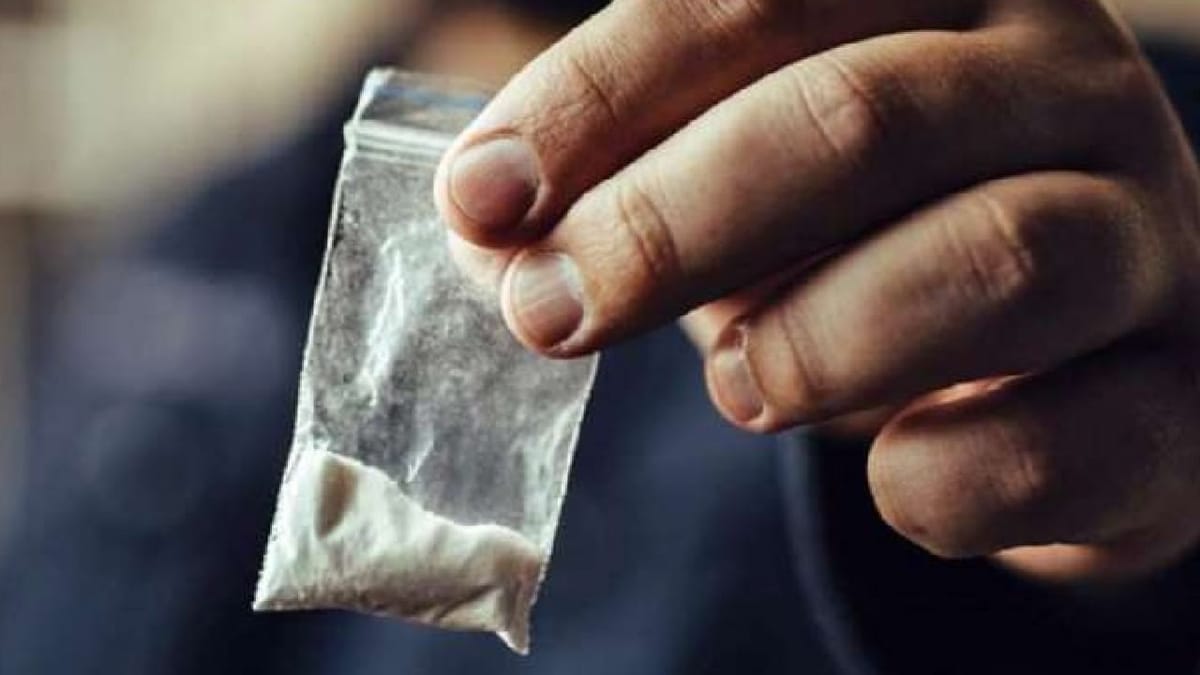 નવા વર્ષ પહેલા પૂણેમાં 2 કરોડનો દારૂ, 12 લાખનો મ્યાઉ-મ્યાઉ જપ્ત, ડ્રગ્સને લઈને મુંબઈ પોલીસ કડક નવા વર્ષ પહેલા પૂણેમાં 2 કરોડનો દારૂ, 12 લાખનો મ્યાઉ-મ્યાઉ જપ્ત, ડ્રગ્સને લઈને મુંબઈ પોલીસ કડક