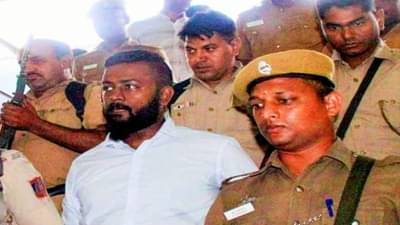 Delhi News : શું છે સત્યેન્દ્ર અને સિસોદિયાનું કનેક્શન? સુકેશે તપાસ સમિતિને જણાવ્યું હતું