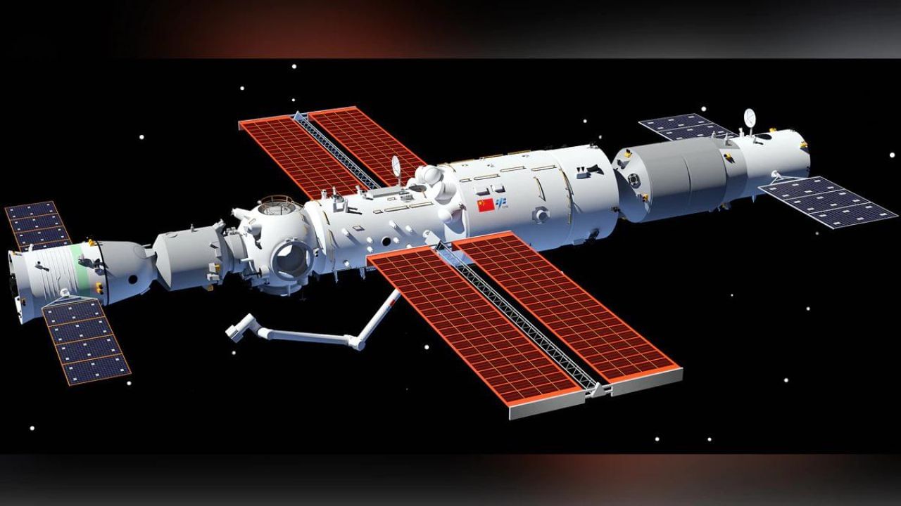 ભારતના પડોશી દેશ ચીને અવકાશમાં સ્પેસ સ્ટેશન બનાવ્યુ છે જ્યાં તેના અવકાશીયાત્રીઓ રહી શકશે. 