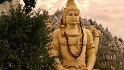 જાણો ભગવાન શિવને કેમ ભાંગ અને ધતુરા કેમ ચઢાવવામાં આવે છે?