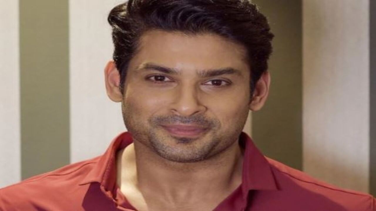 સિદ્ધાર્થે મુંબઈની સેન્ટ ઝેવિયર્સ સ્કૂલમાં અભ્યાસ કર્યો. આ પછી તેણે મુંબઈની રચના સંસદ સ્કૂલમાંથી ઈન્ટિરિયર ડિઝાઈનની ડિગ્રી મેળવી પરંતુ સિદ્ધાર્થ એક્ટર બનવા માગતો હતો. આ માટે સિદ્ધાર્થે જીમમાં બોડી બનાવવાનું શરૂ કર્યું.