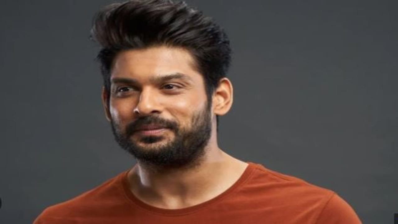 ડેઈલી શોમાં પોતાની ઓળખ બનાવ્યા બાદ સિદ્ધાર્થે 2013માં રિયાલિટી શો ઝલક દિખલા જા સિઝન 6માં ભાગ લીધો હતો. આ વર્ષે સિદ્ધાર્થ 'ખતરો કે ખિલાડી'નો વિજેતા બન્યો હતો. બિગ બોસ 13થી સિદ્ધાર્થે ઘણું નામ કમાયું. લોકોને ઘરમાં સિદ્ધાર્થ અને શહનાઝની જોડી પસંદ આવી હતી. તેમનો પ્રેમ ઘરની બહાર ખીલ્યો અને આ જોડી લોકોનું ફેવરિટ કપલ બની ગયું.