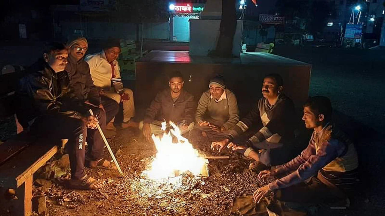 VIDEO : રાજ્યમાં ઠંડીનો ચમકારો યથાવત, મોટાભાગના શહેરોમાં 10 ડિગ્રીથી નીચે તાપમાન નોંધાયું VIDEO : રાજ્યમાં ઠંડીનો ચમકારો યથાવત, મોટાભાગના શહેરોમાં 10 ડિગ્રીથી નીચે તાપમાન નોંધાયું