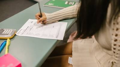 CBSE બોર્ડની પરીક્ષામાં કોપી કરતા પકડાય તો શું થશે સજા, જાણો Punishment