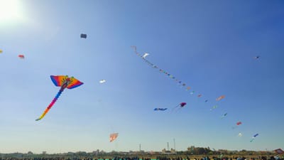 Devbhoomi dwarka: રૂક્ષ્મણી મંદિર પાસે 13 દેશના પતંગબાજોએ બતાવ્યા પતંગના કરતબ