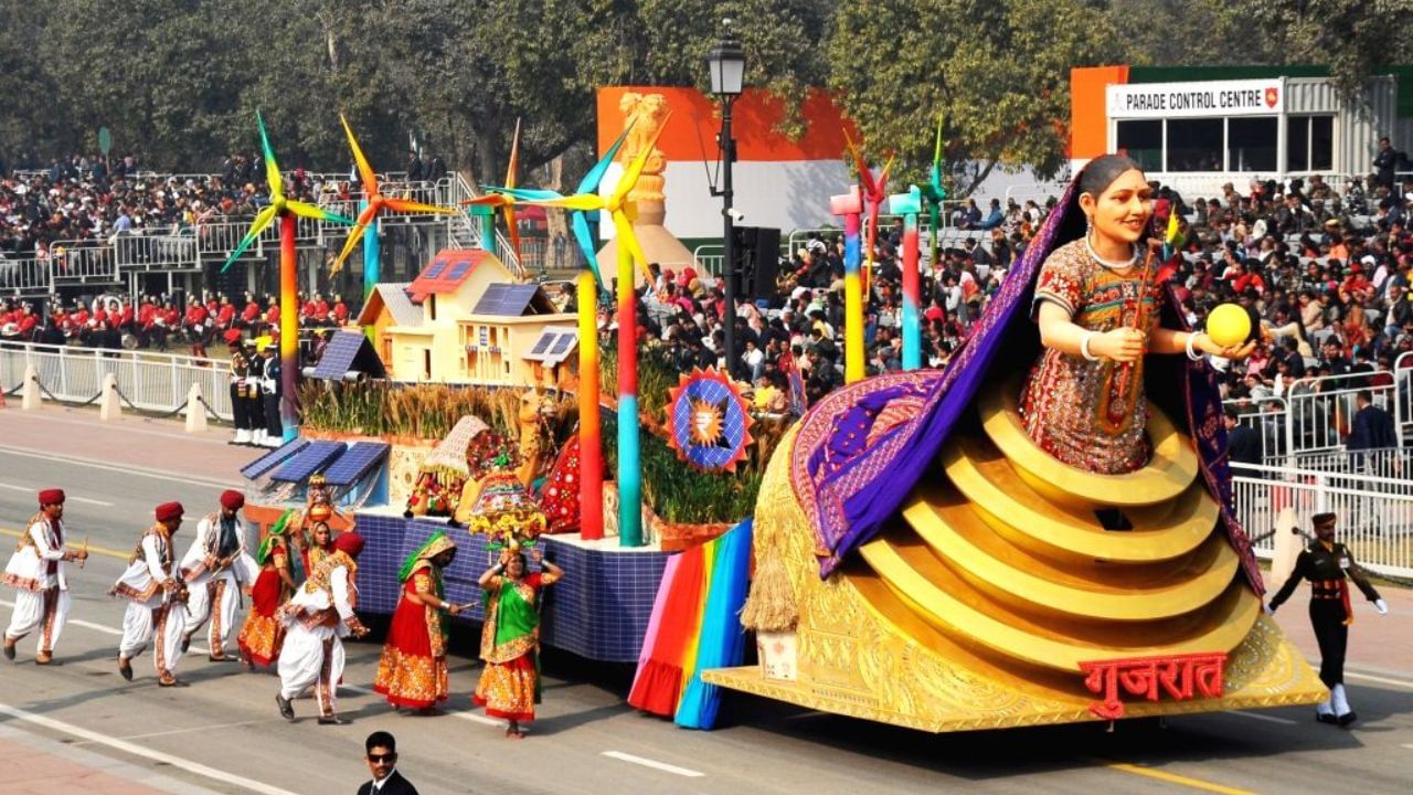 Video: પ્રજાસતાક દિન 2023ની પરેડમાં આવી હશે ગુજરાતની ઝાંખી, જુઓ ઝાંખી સાથે કલાકારોનો ડાન્સ