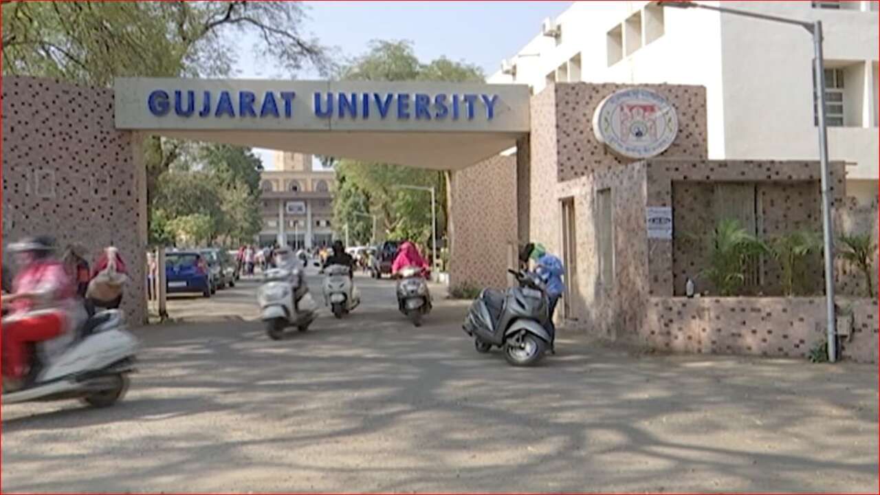 અમદાવાદ: ગુજરાત યુનિવર્સિટીમાં ટેકનિકલ કોર્સ અને ફાર્મસીને લગતા અભ્યાસક્રમોની થશે શરૂઆત, આગામી સત્રથી શરૂ થશે પ્રવેશ પ્રક્રિયા