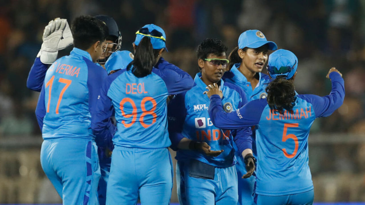 IND v WI: ભારતીય મહિલા ટીમે વેસ્ટ ઈન્ડિઝ સામે 8 વિકેટે મેળવ્યો વિજય, દક્ષિણ આફ્રિકા સામે ફાઈનલમાં ટકરાશે