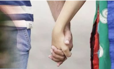 લો આ ગજબ ખેલ થઈ ગયો ! પ્રેમમાં પાગલ શિક્ષિકા 16 વર્ષના સગીરને લઈને થઈ ગઈ ફરાર