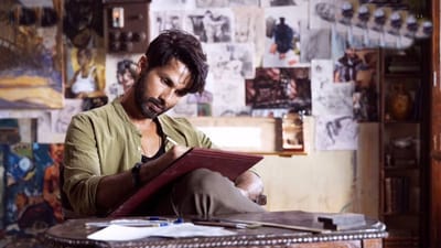 Farzi : 8 વર્ષ પહેલા આ સ્ટોરી પર કરવા માંગતો હતો ફિલ્મ, શાહિદ કપૂરે 'ફરઝી' વિશે કર્યો ખુલાસો