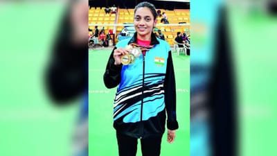સુરતની પેરા બેડમિન્ટન પ્લેયર વૈશાલી પટેલે પેરુમાં ગોલ્ડ મેડલ જીતીને ગુજરાતનો ડંકો વગાડ્યો