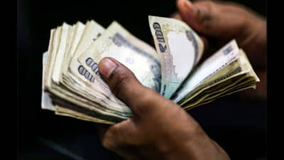 ભરૂચમાં બેફામ બન્યા વ્યાજખોરો : બુટલેગરે વ્યાજની વસુલાત માટે 4 ને ચપ્પુના ઘા ઝીક્યાં તો વ્યાજખોરોના ભયમાં યુવાને ફિનાઈલ ગટગટાવ્યું