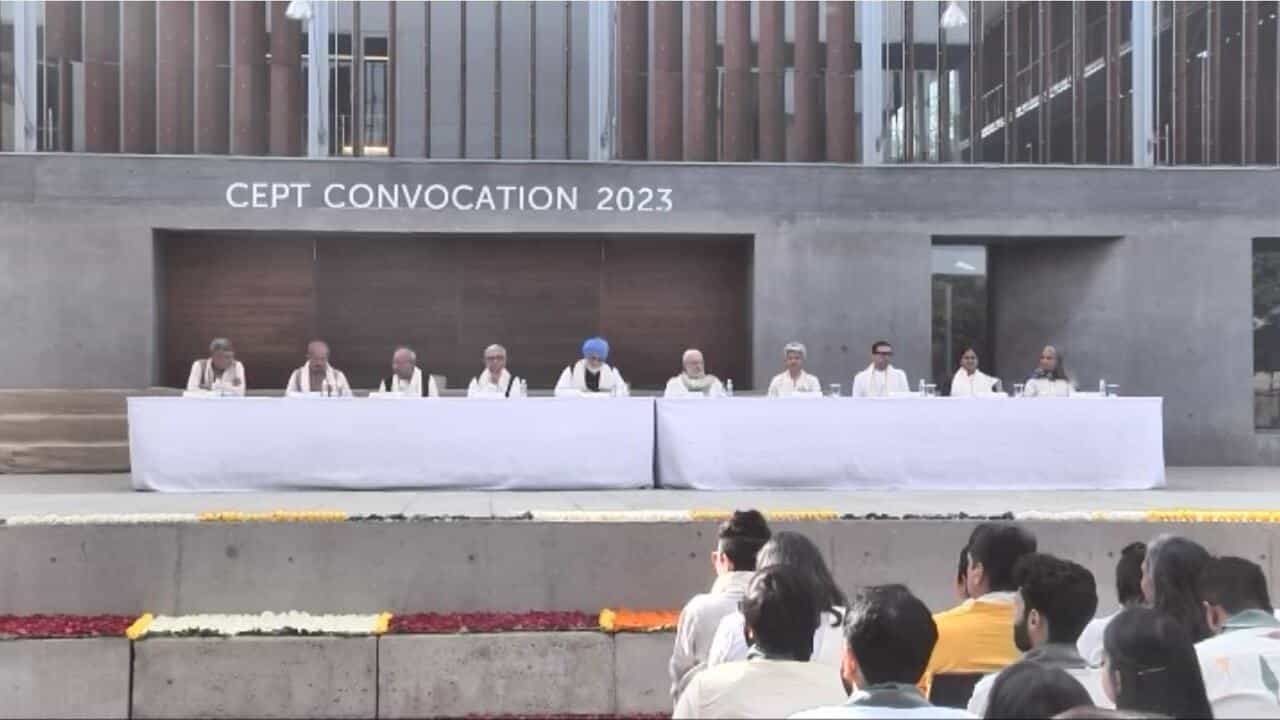 Video: અમદાવાદમાં CEPT યુનિવર્સિટીનો 17મો પદવીદાન સમારોહ યોજાયો, 600 વિદ્યાર્થીઓને એનાયત કરાઈ ડિગ્રી