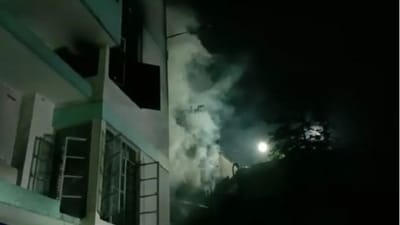 ઝારખંડના ધનબાદની હોસ્પિટલમાં ભીષણ આગ, બે તબીબ સહિત છના મોત