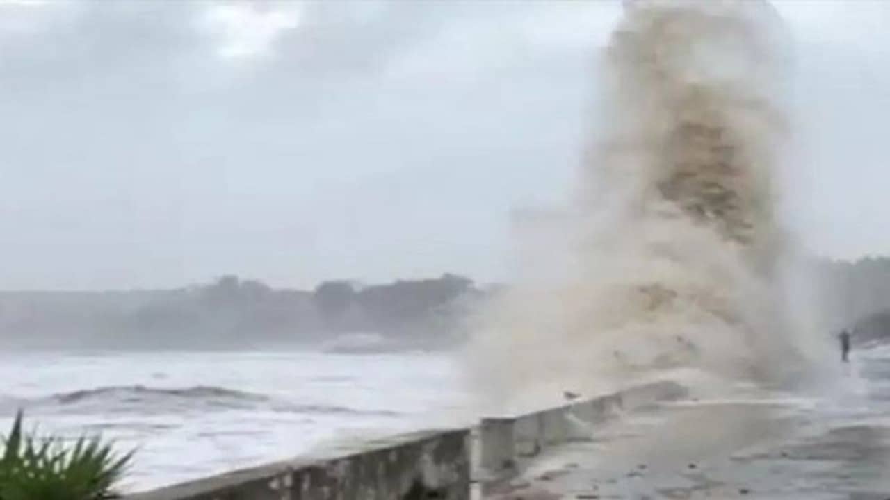 VIDEO : જોશીમઠની જેમ ગુજરાતના દરિયાકાંઠાના શહેરો પર મંડરાઇ રહ્યું છે જોખમ, ISRO ના રિપોર્ટમાં ચોંકાવનારો ખુલાસો