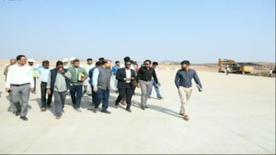 Video: રાજકોટમાં તૈયાર થઈ રહેલા હિરાસર ઍરપોર્ટની 90 ટકા કામગીરી પૂર્ણતાના આરે, 2-3 મહિનામાં ઍરપોર્ટ શરૂ કરાશે Video: રાજકોટમાં તૈયાર થઈ રહેલા હિરાસર ઍરપોર્ટની 90 ટકા કામગીરી પૂર્ણતાના આરે, 2-3 મહિનામાં ઍરપોર્ટ શરૂ કરાશે