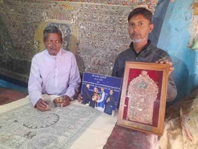 અમદાવાદના ભાનુભાઈ ચિતારાને મળ્યુ પદ્મશ્રી સન્માન, માતાની પછેડી નામની 700 વર્ષ જૂની કલા સાથે સંકળાયેલો છે ચિતારા પરિવાર