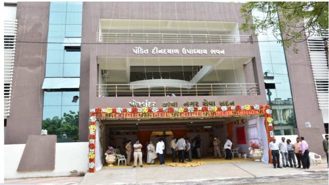 Porbandar: પાલિકા આકરા પાણીએ, શહેરીજનો મિલકતવેરો નહીં ભરે તો પાલિકા કાપી નાખશે પાણીનું કનેક્શન