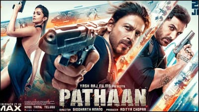 શાહરૂખ ખાન અને દીપિકા પાદુકોણની ફિલ્મ પઠાણ હાલના દિવસોમાં ચર્ચામાં છે. તાજેતરમાં દિલ્હી હાઈકોર્ટે ફિલ્મના OTT વર્ઝનમાં કેટલાક ફેરફારોનો નિર્દેશ કર્યો હતો.  પઠાણની ઓટીટી રિલીઝ ડેટ અને પ્લેટફોર્મ પણ જાહેર કરવામાં આવી હતી.