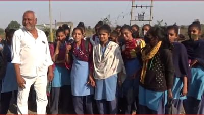 Botad : રાજપરા અને હામાપરના ગામમા એસટી બસ ઉભી ના રહેતા, કારની ડિકીમાં બેસી શાળામા જવા મજબૂર વિદ્યાર્થીઓ, જુઓ Video