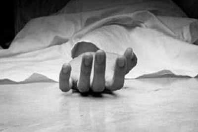 Surat : ઉધના વિસ્તારમાં 14 વર્ષીય કિશોરીનો આપઘાત, સિવિલ હોસ્પિટલમાં જ પરિવારના સભ્યો વચ્ચે મારામારી !