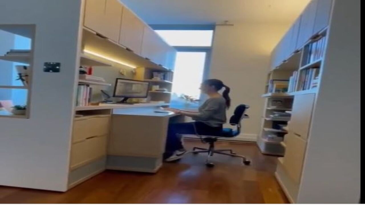 Twitter Viral video: નાનું કેબિનેટ થોડી વારમાં જ બની જાય છે મોટી ઓફિસ, જુઓ સ્પેસ મેનેજમેન્ટનો વાયરલ Video
