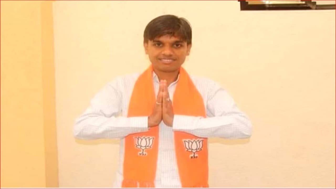 Video: નવસારીના વિજપોરમાં વ્યાજખોર ભાજપના કોર્પોરેટર સામે મહિલાએ નોંધાવી પોલીસ ફરિયાદ