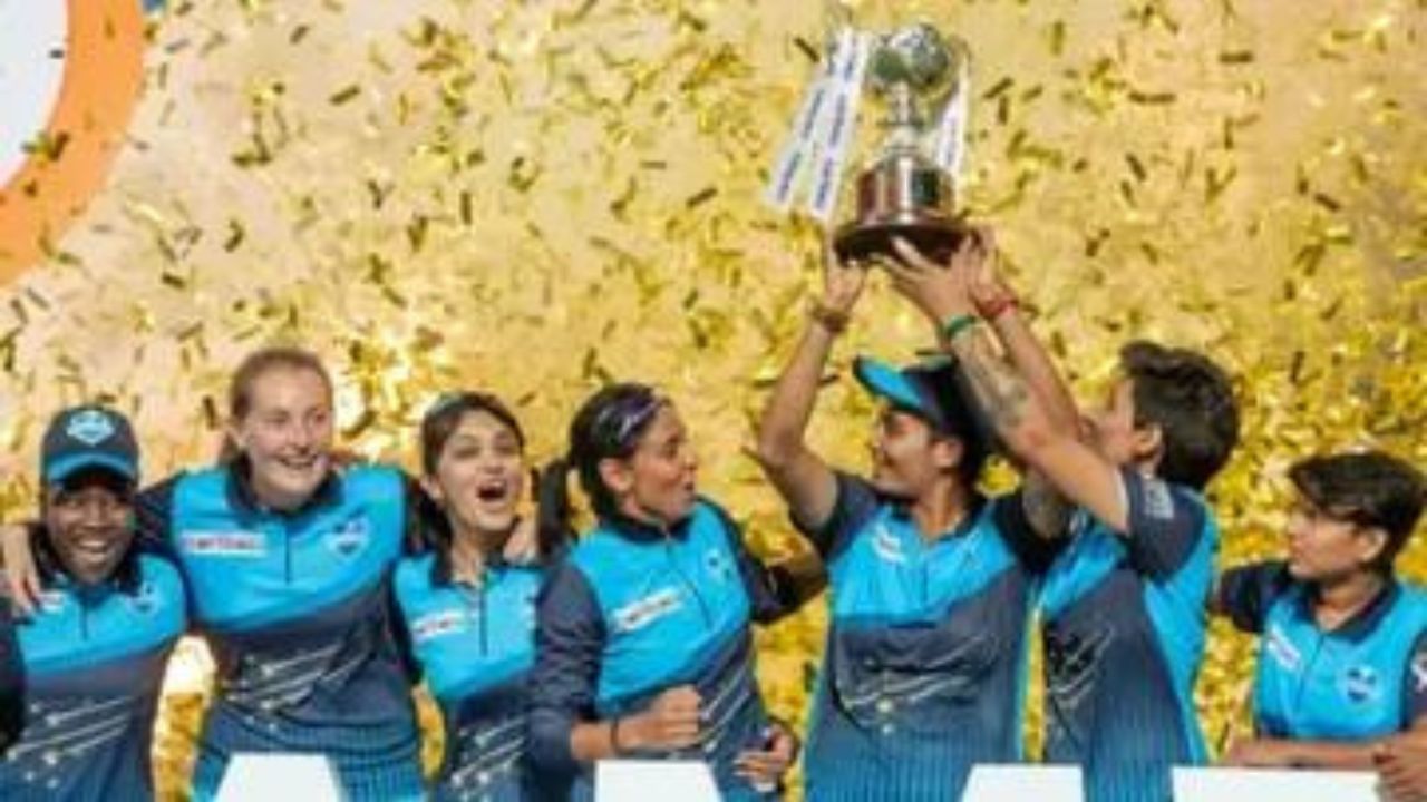 મહિલા IPLમાં પોતાની ટીમ ખરીદશે  CSK, રેસમાં છે અન્ય 4 ફ્રેન્ચાઈઝી
