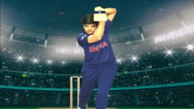 જે તક અત્યાર સુધી માત્ર છોકરાઓને જ મળતી હતી તે પહેલીવાર છોકરીઓને આપવામાં આવી હતી. જેમાં અત્યાર સુધી ભારતના છોકરાઓ ફેમસ હતા, હવે તેમાં ભારતની છોકરીઓનું નામ પણ જોડાઈ ગયું છે. શેફાલી વર્માની કેપ્ટન્સીમાં ભારતે મહિલા અન્ડર-19 T20 વર્લ્ડ કપનો ખિતાબ જીત્યો હતો. આ સાથે જ શેફાલીનું નામ ભારતના સ્પેશિયલ જુનિયર વર્લ્ડ ચેમ્પિયન કેપ્ટનની યાદીમાં જોડાઈ ગયું છે. 