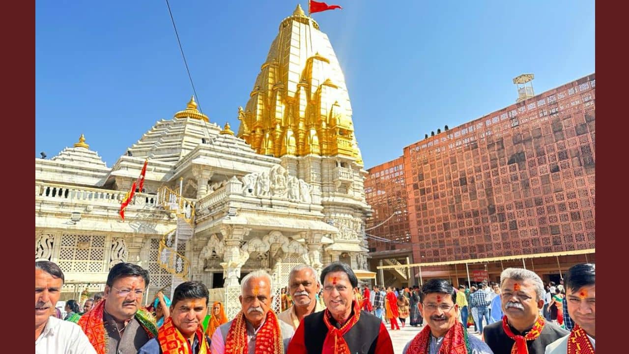 Ambaji ખાતે 51 શક્તિપીઠ પરિક્રમા મહોત્સવનો પ્રારંભ, પાંચ દિવસીય પરિક્રમા મહોત્સવમાં અઢી લાખ શ્રદ્ધાળુઓ ઉમટશે