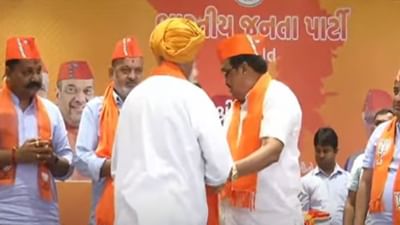 Gandhinagar : અમુલ ડેરીની ચૂંટણી પહેલા ભાજપનો મોટો દાવ, ત્રણ સહકારી આગેવાનોએ કર્યા 'કેસરિયા'