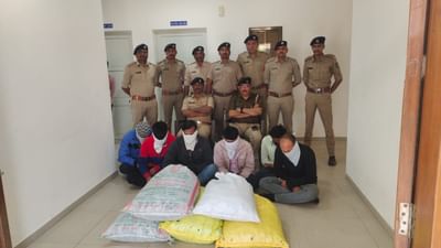 Ahmedabad : કાર કંપનીના કર્મચારીઓએ પોતાની જ કંપનીમાં કરી લાખો રુપિયાની ચોરી, પોલીસે ગણતરીના કલાકોમાં 6 આરોપીને ઝડપ્યા