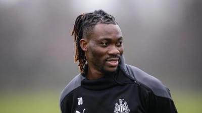 તુર્કીમાં આવેલા ભયાનક ભૂકંપે ઘણા લોકોના પરિવાર છીનવી લીધા.  કેટલાક એવા છે જેમને તેમના નજીકના અને પ્રિયજનો વિશે કોઈ સારા સમાચાર મળી રહ્યા નથી. આ ભૂકંપમાં ચેલ્સીનો ભૂતપૂર્વ ખેલાડી ક્રિશ્ચિયન અત્સુ પણ ગુમ થયો છે.  