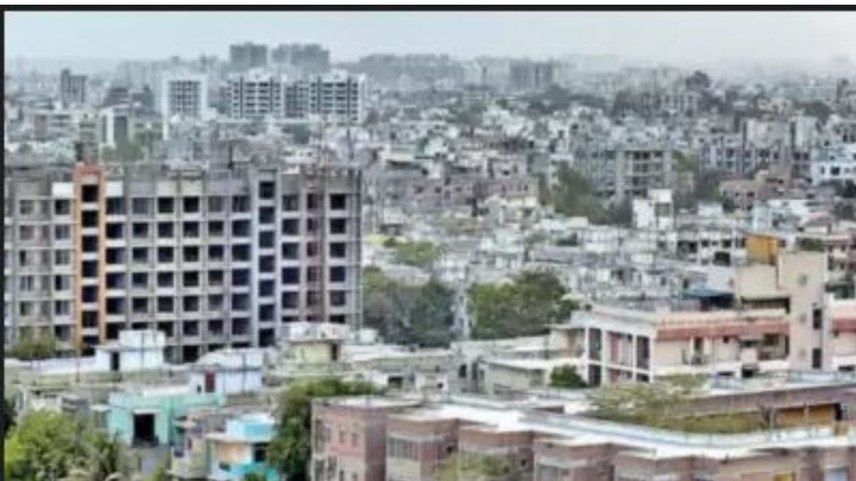 ગુજરાત સરકારનો મોટો નિર્ણય, ગેરકાયદે બાંધકામને નિયમિત કરવાની અરજીઓ હવે ઓફલાઇન પણ સ્વીકારાશે