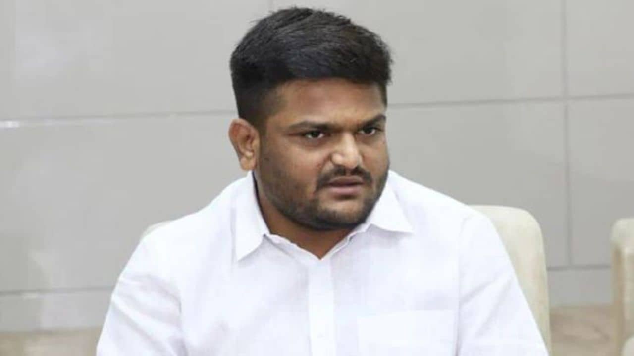 Gujarati Video : જામનગરના વર્ષ 2017ના કેસમાં હાર્દિક પટેલ અને સહ આરોપીને કોર્ટે નિર્દોષ જાહેર કર્યા