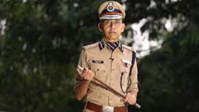 Gujarati Video :IPS હસમુખ પટેલ બન્યા ગુજરાત પંચાયત સેવા પસંદગી મંડળના નવા અધ્યક્ષ, સાંજ સુધીમાં સંભાળશે ચાર્જ