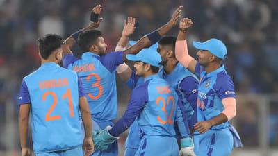 ભારત અને ન્યુઝીલેન્ડ વચ્ચે 3 મેચોની T20 સિરીઝ રમાઈ હતી. જેની અંતિમ મેચ અમદાવાદના નરેન્દ્ર મોદી સ્ટેડિયમમાં રમાઈ હતી. આ મેચ અગાઉ બરાબરની સ્થિતી હોઈ નિર્ણાયક હતી, જેમાં ભારતે વિજય સાથે સિરીઝ જીતી લીધી હતી. સિરીઝની નિર્ણાયક મેચમાં ભારતે વિશાળ અંતરથી ન્યુઝીલેન્ડને હાર આપી હતી. આ સાથે જ ટીમ ઈન્ડિયાના નામે એક રેકોર્ડ નોંધાયો હતો. 