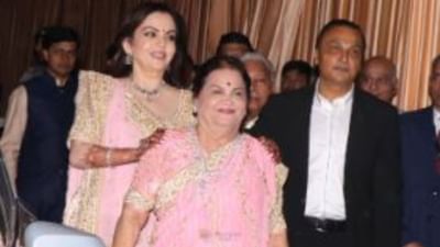 અનિલ અંબાણી અને ટીના અંબાણીના મોટા પુત્ર જય અનમોલ અંબાણીના લગ્ન 20 ફેબ્રુઆરી 2022ના રોજ થયા હતા અને તેમના લગ્ન શાહી રીતે થયા હતા.
