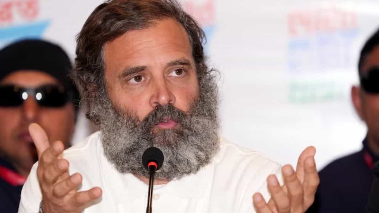 રાહુલ ગાંધીએ કહ્યું યુપીમાં બીજેપી અનીતિ કરી રહી છે, યોગી કોઈ ધાર્મિક નેતા નથી, પરંતુ ઠગ છે, કોંગ્રેસ તપસ્વીઓની પાર્ટી