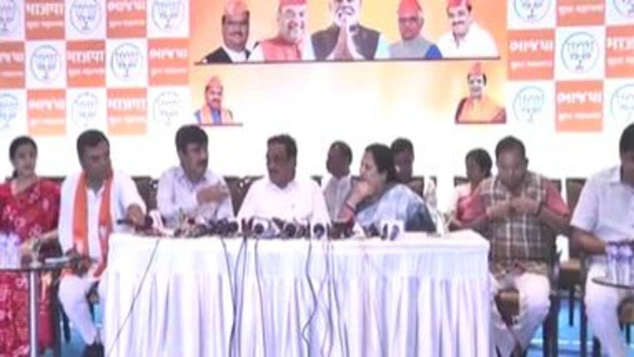 Gujarati video: દેશના વિકાસમાં સુરતનો ડાયમંડ ઉદ્યોગ ખૂબ અગત્યનો: સી.આર. પાટીલ