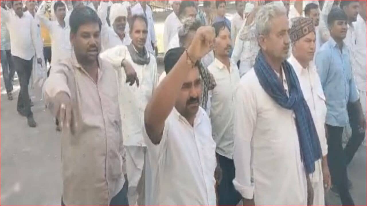 બનાસકાંઠામાં ભારતમાલા પ્રોજેક્ટ સામે ખેડૂતોનો વિરોધ યથાવત, વળતરની રકમ નક્કી કરવાની ઉગ્ર માગ