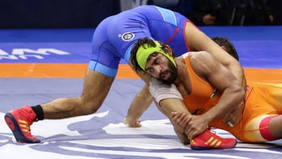 એશિયન રેસલિંગ ચેમ્પિયનશિપને નવી દિલ્હીથી અસ્તાનામાં ખસેડવામાં આવી છે. આ સાથે તેની તારીખોમાં પણ ફેરફાર કરવામાં આવ્યો છે. હવે આ ટુર્નામેન્ટ 7 થી 15 એપ્રિલ દરમિયાન યોજાશે. રમતની આંતરરાષ્ટ્રીય સંસ્થા યુનાઈટેડ વર્લ્ડ રેસલિંગ (UWW)એ ગુરુવારે આ માહિતી આપી.